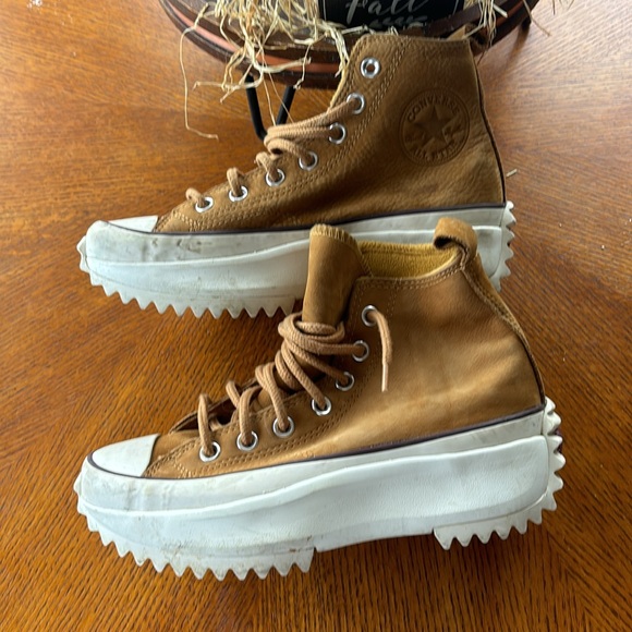 Converse - Picture 3 of 3